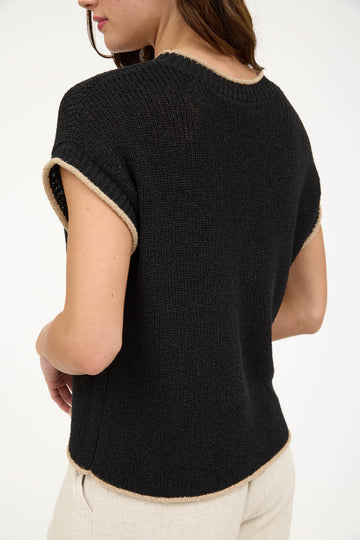 POCKET TRIM SLEEVE SWEATER