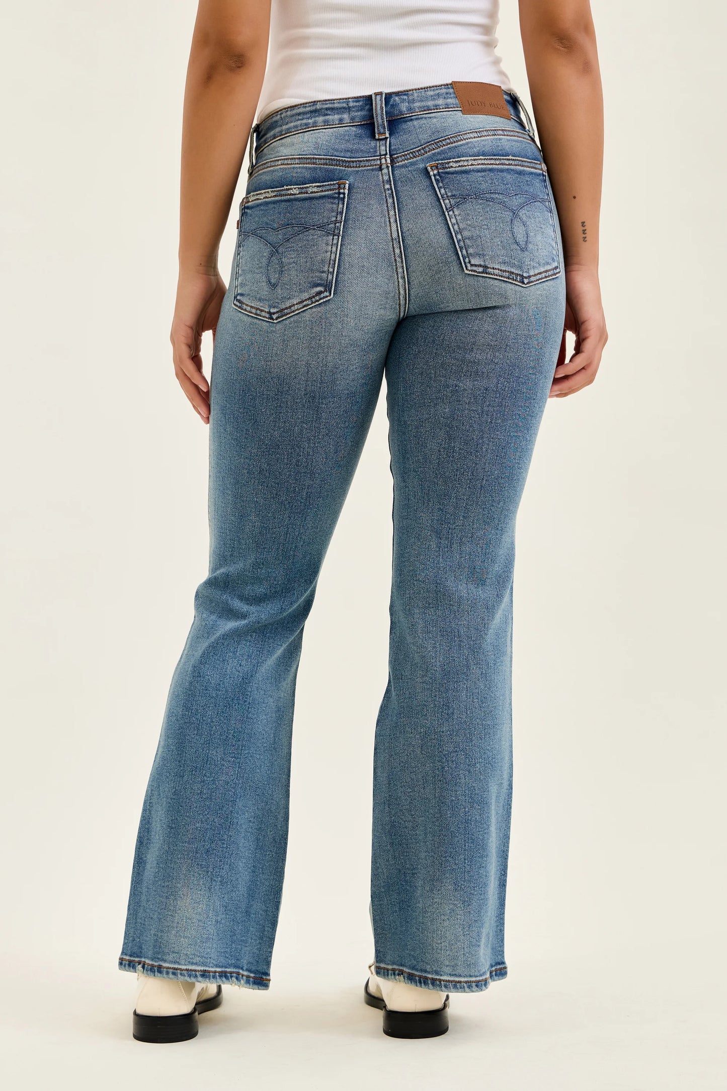 Judy Blue DAISY Low Bootcut