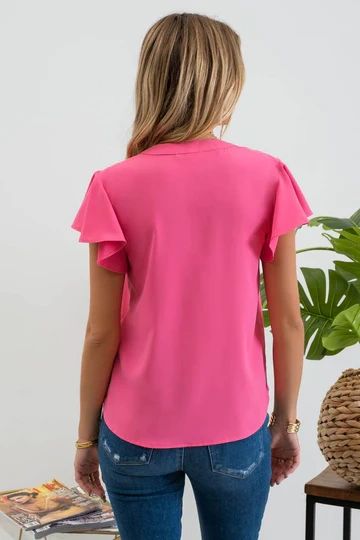 PLEATED SPLIT NECK FLUTTER SLEEVE TOP