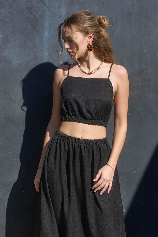 SLEEVELESS CROP TOP