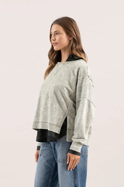 WASHED EXTENDED SHOULDER KNIT TOP