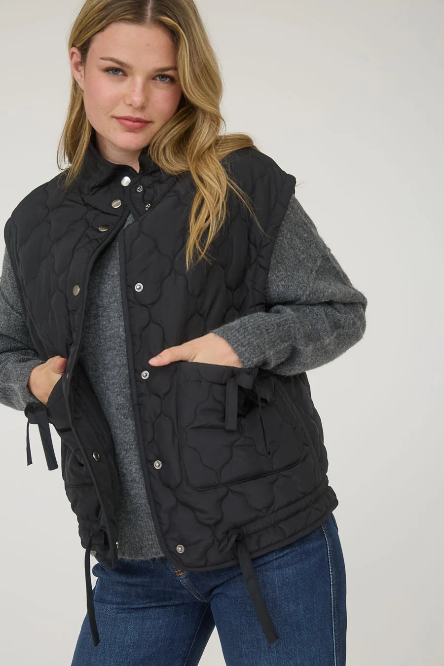 TIE QUILTED PUFFER VEST