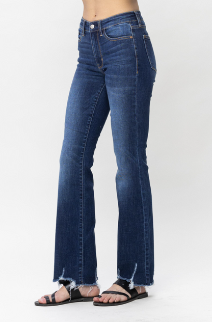 JUDY BLUE DISTRESSED BOOTCUT