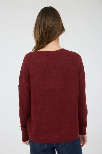 CREWNECK FRONT SEAM SWEATER
