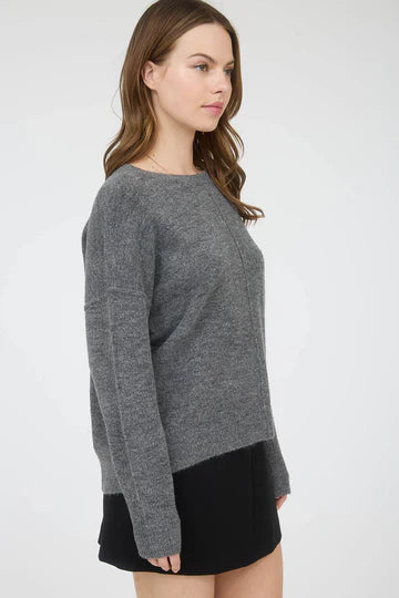 CREWNECK FRONT SEAM SWEATER