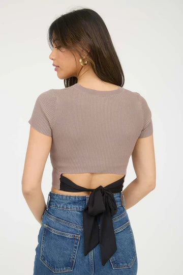 BACK TIE CROP